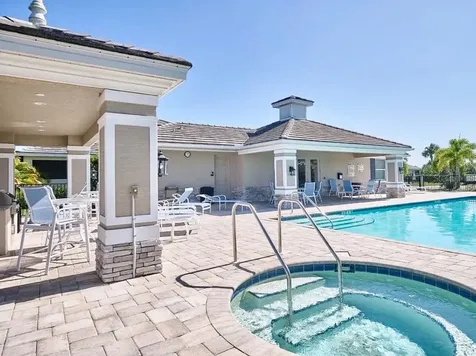 3105 Trustee Avenue Sarasota FL 34243
