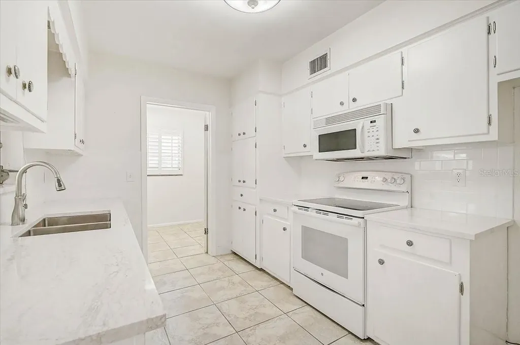 1958 Morris Street Sarasota FL 34239