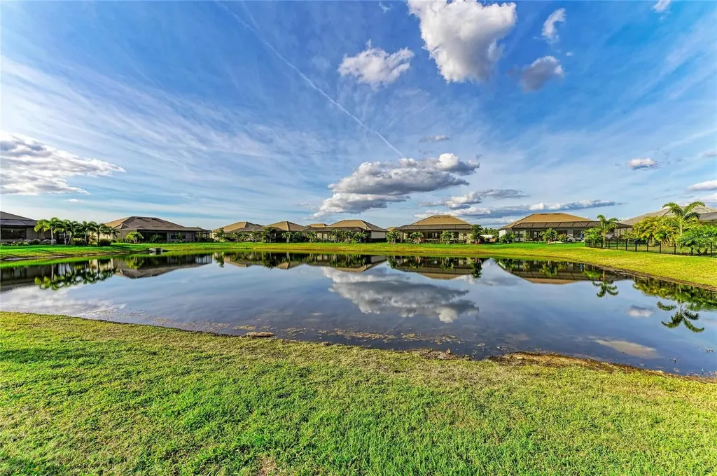 4849 Coastal Days Lane Bradenton FL 34211