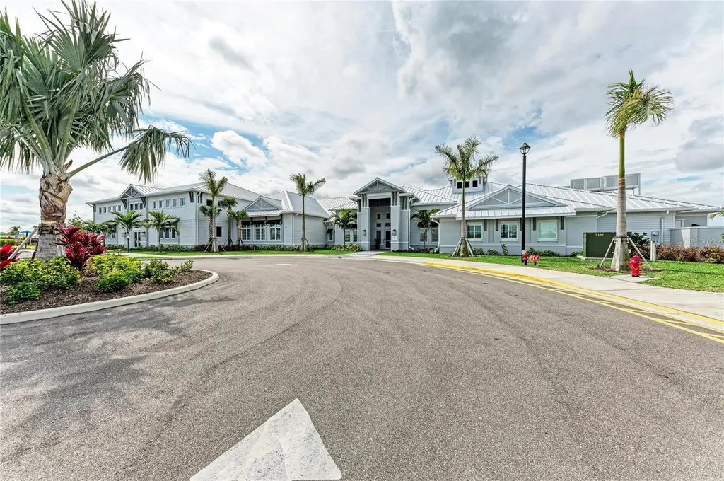 4849 Coastal Days Lane Bradenton FL 34211