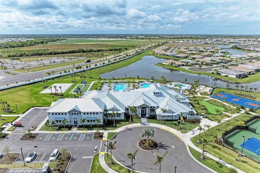 4849 Coastal Days Lane Bradenton FL 34211