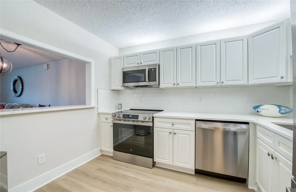 7420 Bay Island Drive S South Pasadena FL 33707