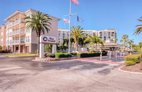 7420 Bay Island Drive S South Pasadena FL 33707