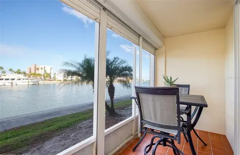 7420 Bay Island Drive S South Pasadena FL 33707