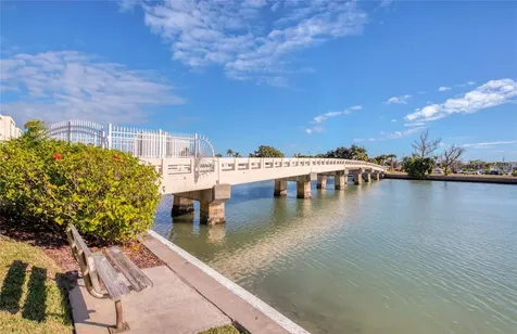 7420 Bay Island Drive S South Pasadena FL 33707