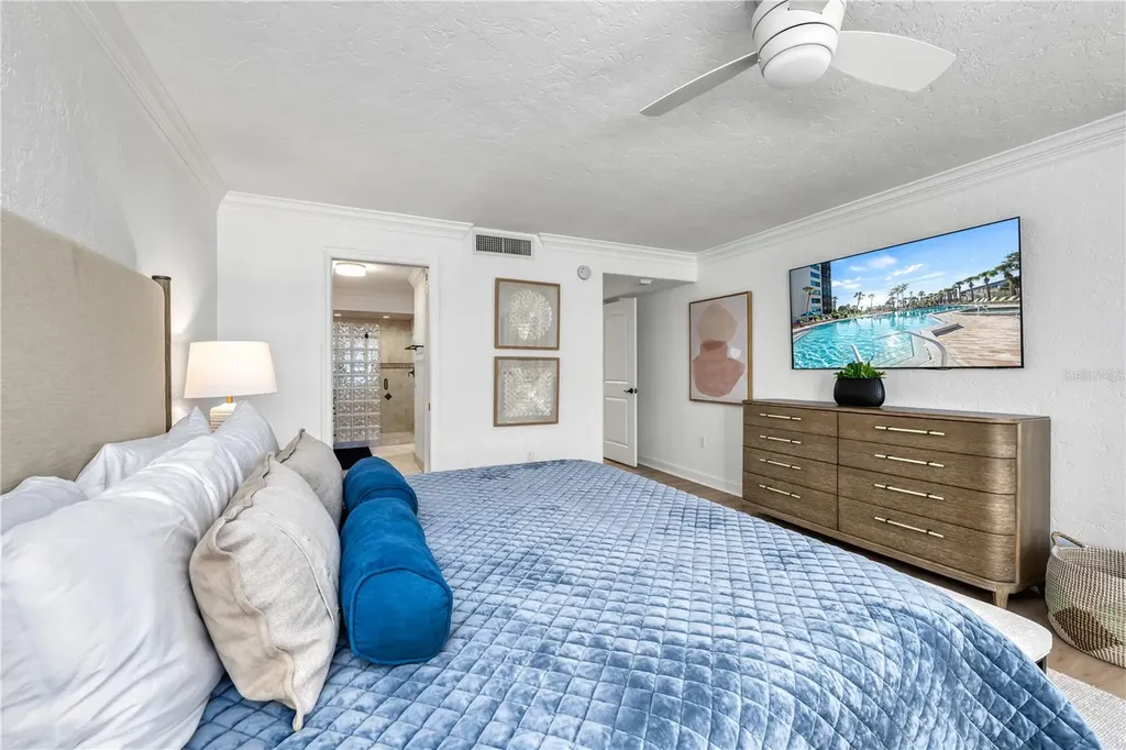 5880 Midnight Pass Road Sarasota FL 34242