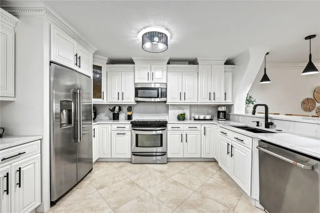 5880 Midnight Pass Road Sarasota FL 34242