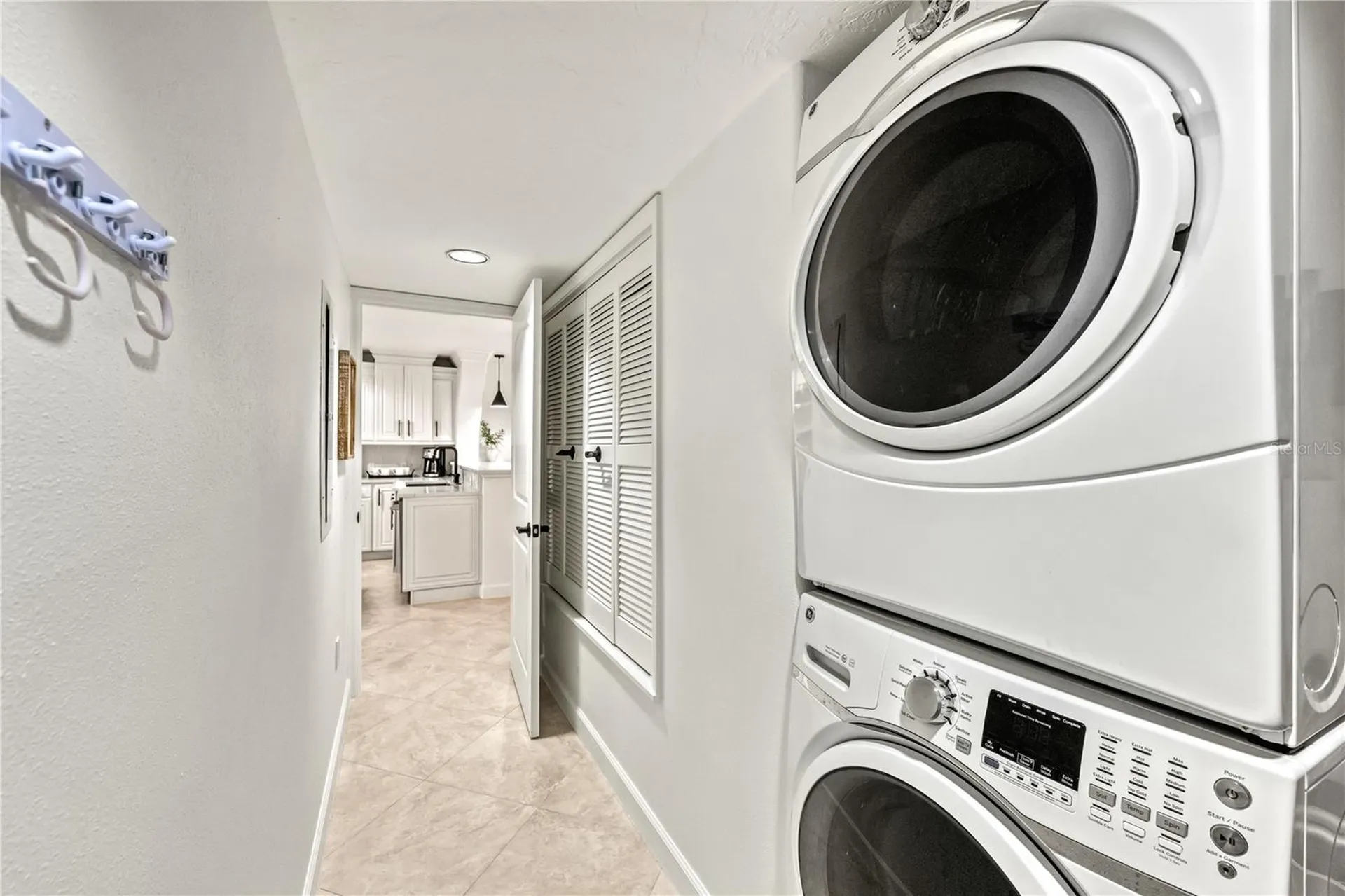 5880 Midnight Pass Road Sarasota FL 34242
