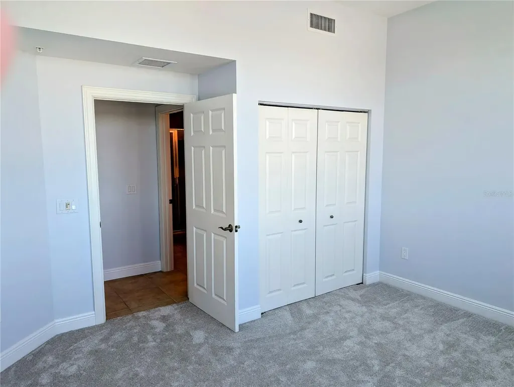 800 N Tamiami Trail Sarasota FL 34236