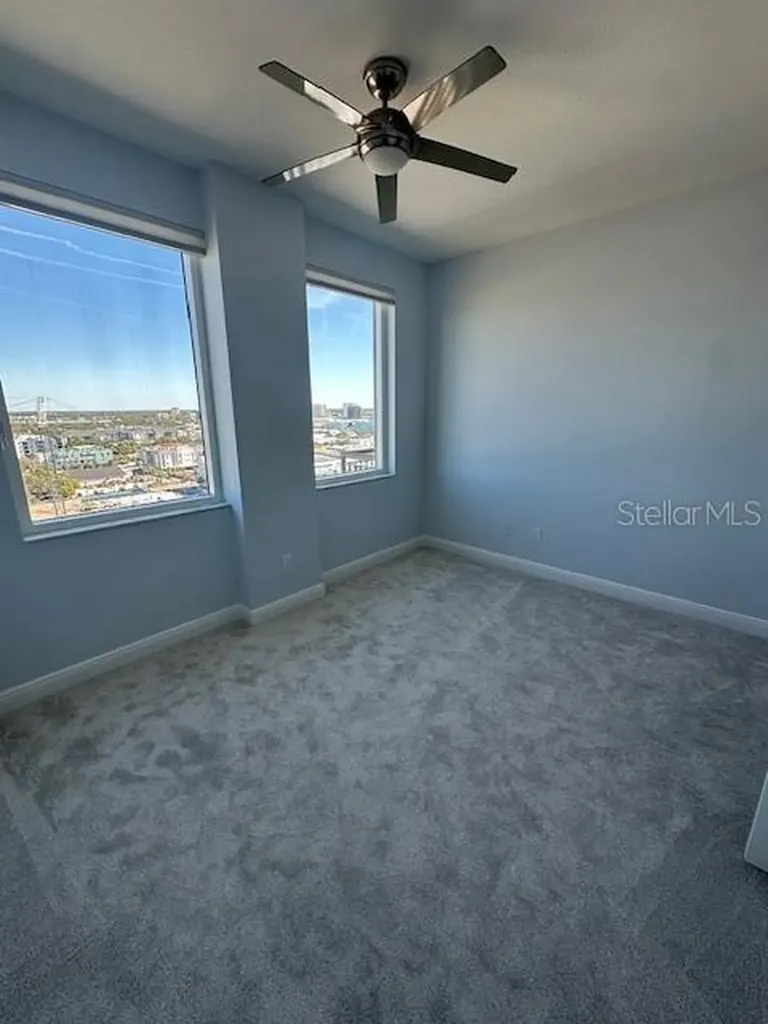 800 N Tamiami Trail Sarasota FL 34236