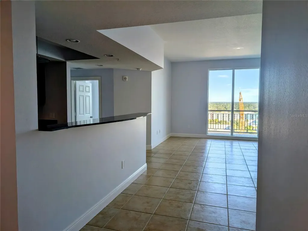 800 N Tamiami Trail Sarasota FL 34236
