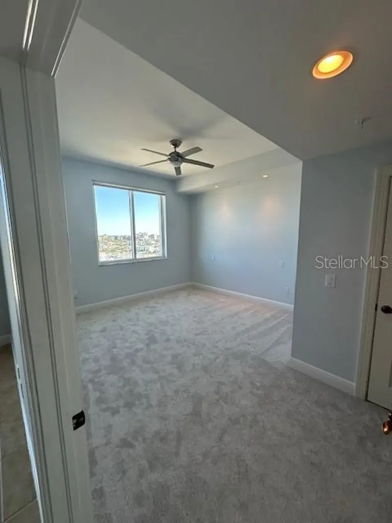 800 N Tamiami Trail Sarasota FL 34236