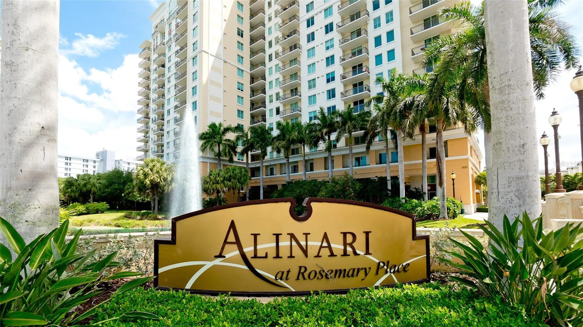800 N Tamiami Trail Sarasota FL 34236