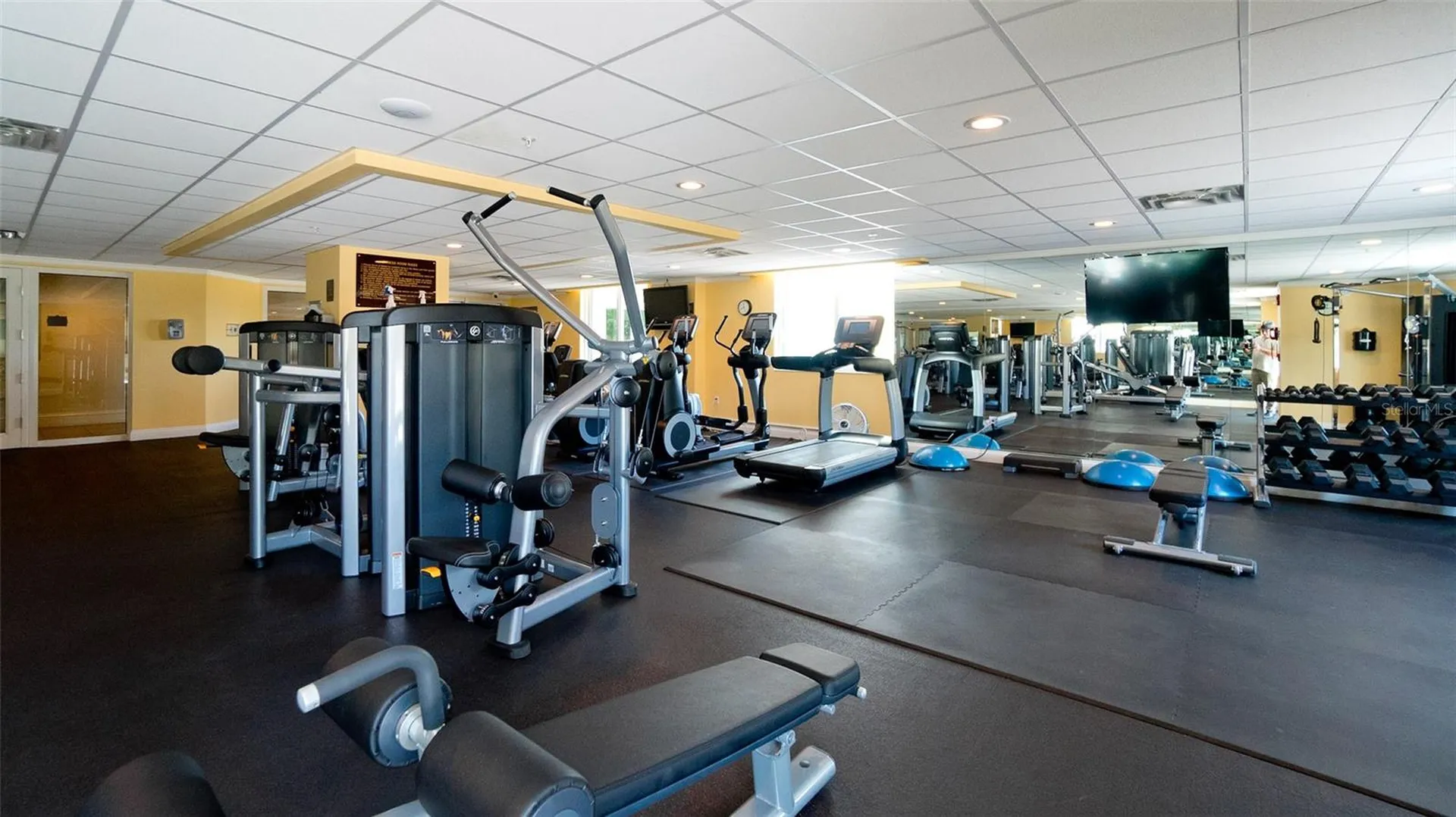 800 N Tamiami Trail Sarasota FL 34236