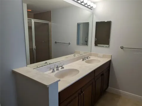 800 N Tamiami Trail Sarasota FL 34236