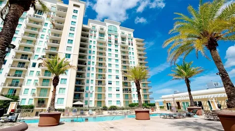 800 N Tamiami Trail Sarasota FL 34236