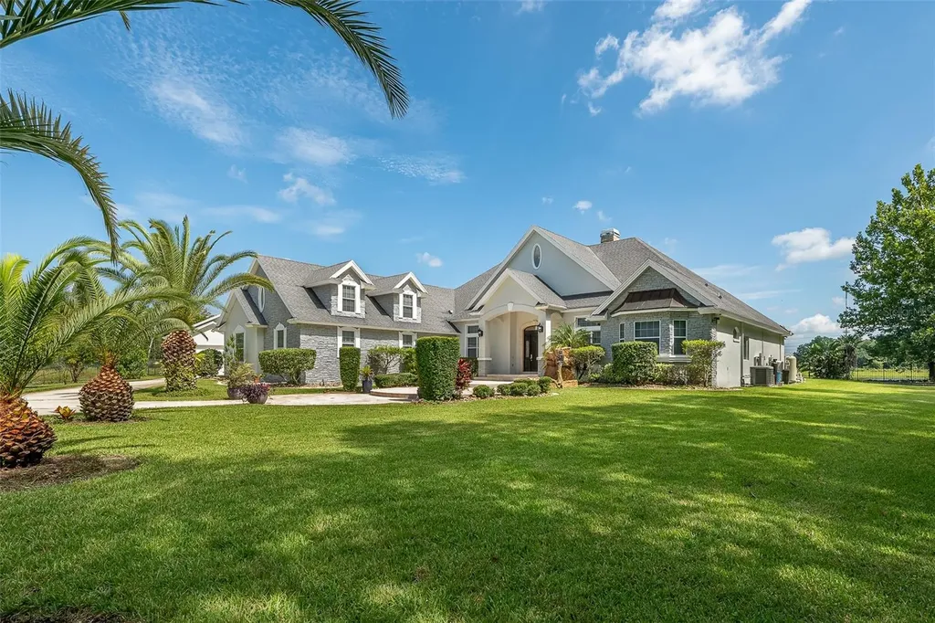 3302 Coronet Avenue Orlando FL 32833