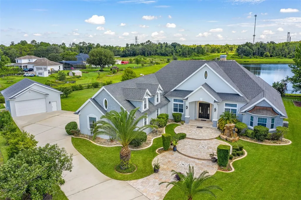 3302 Coronet Avenue Orlando FL 32833