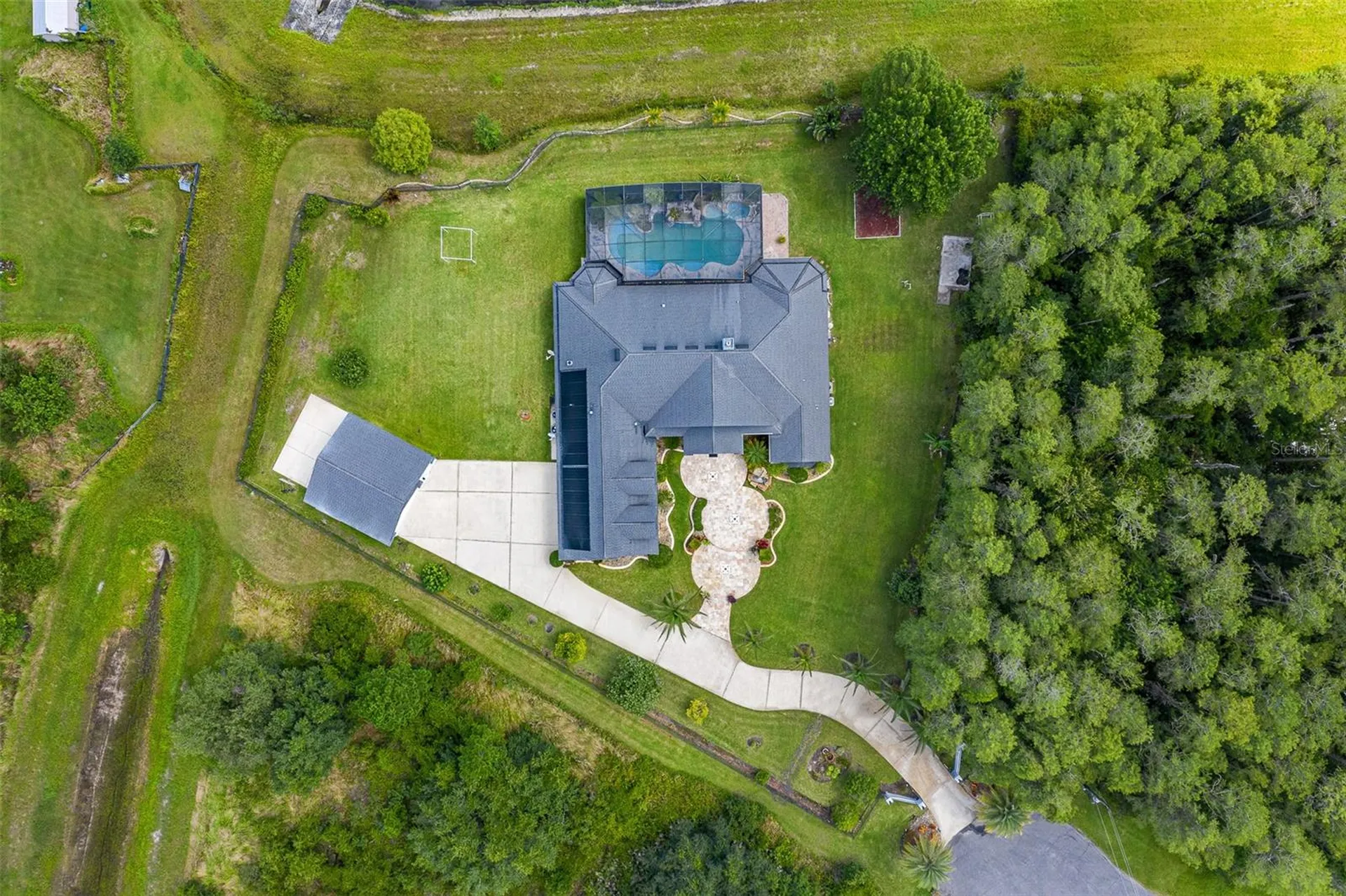 3302 Coronet Avenue Orlando FL 32833