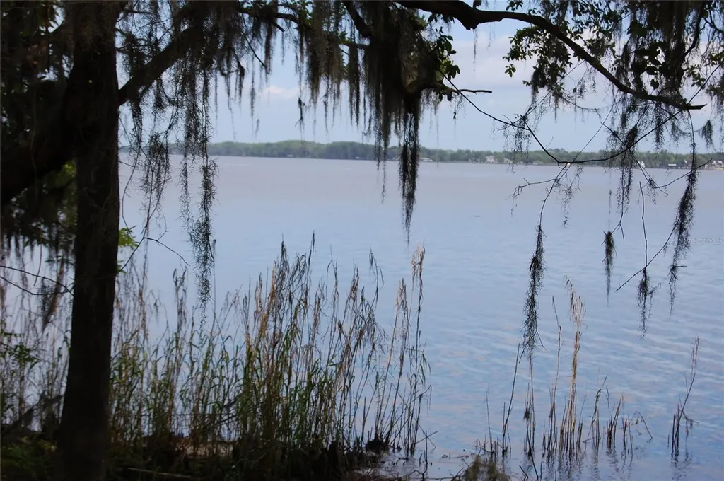 254 Street Johns Drive Palatka FL 32177