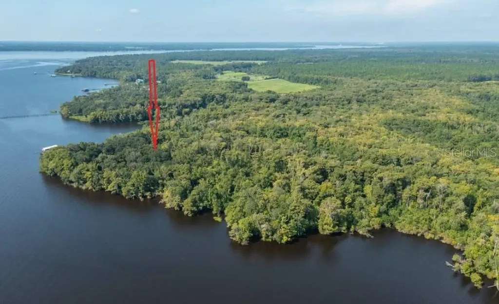254 Street Johns Drive Palatka FL 32177