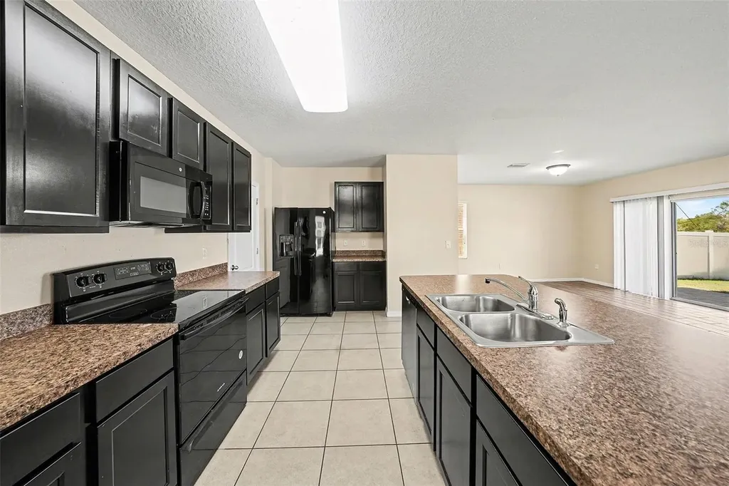 10536 Whispering Hammock Drive Riverview FL 33578