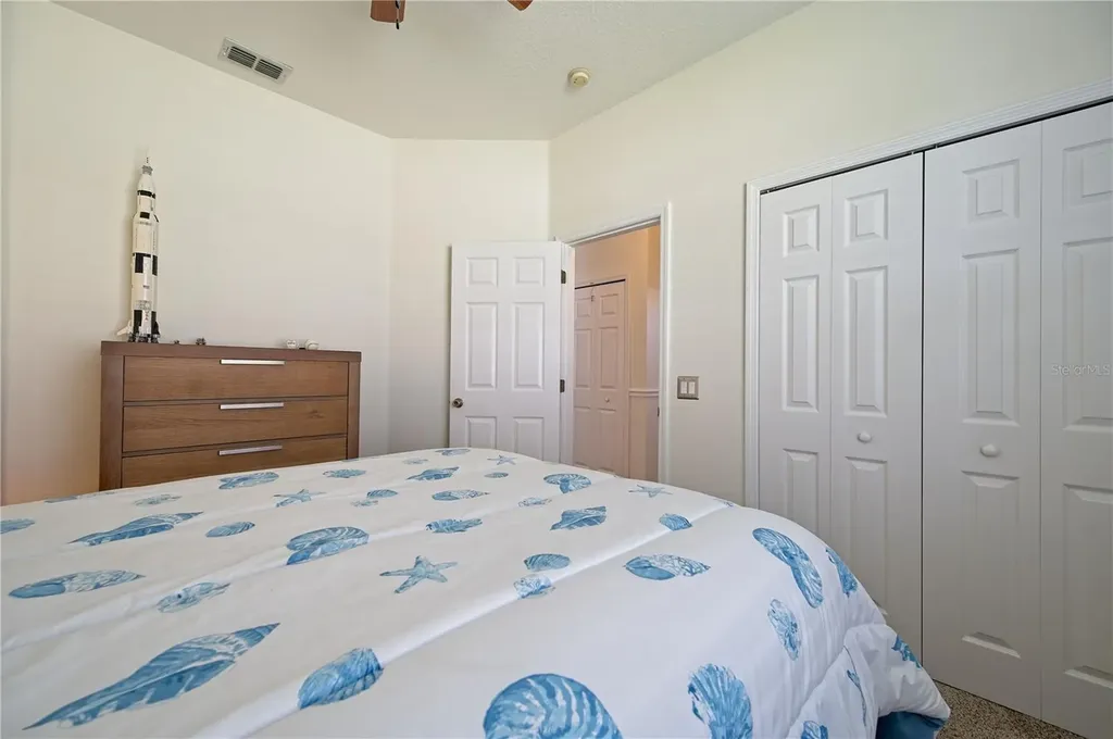 3912 4th Avenue NE Bradenton FL 34208