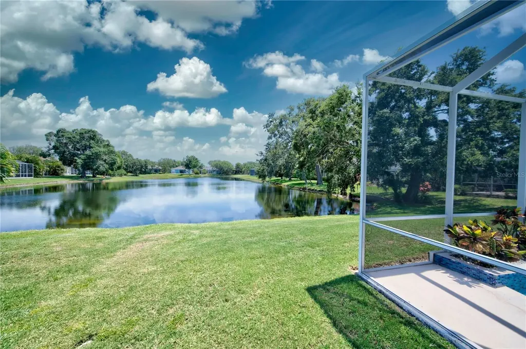 3912 4th Avenue NE Bradenton FL 34208