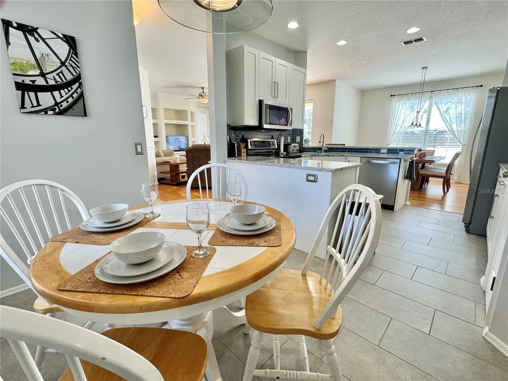 3912 4th Avenue NE Bradenton FL 34208