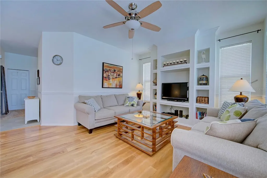 3912 4th Avenue NE Bradenton FL 34208