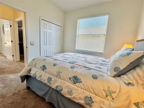 3912 4th Avenue NE Bradenton FL 34208