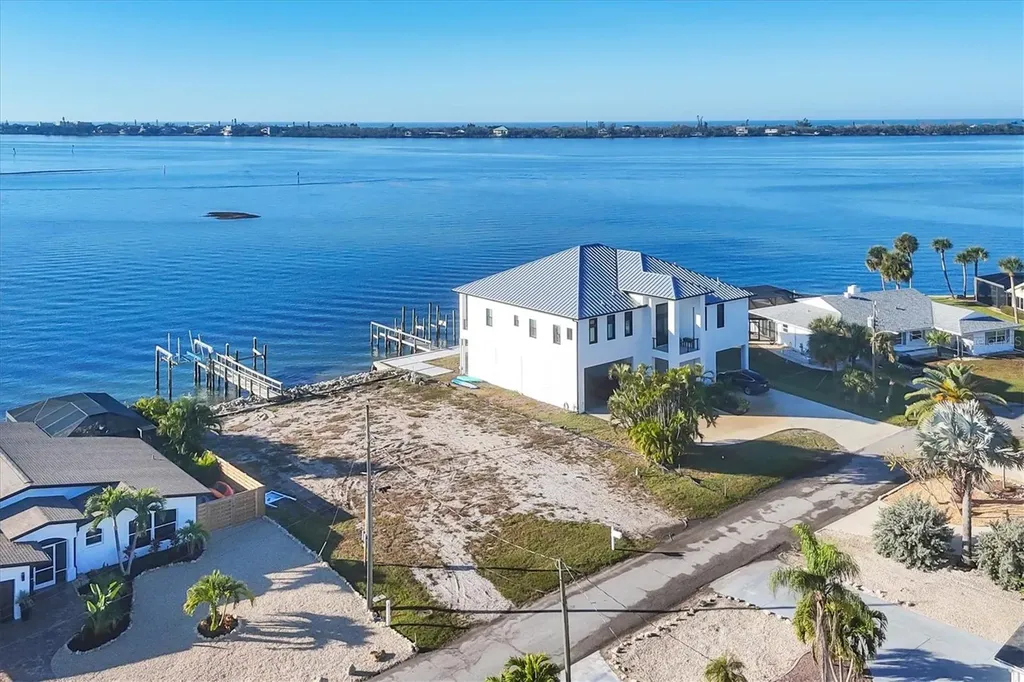 16 Southwind Drive Englewood FL 34223