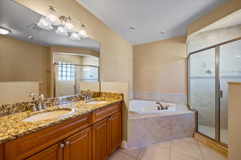 136 175th Avenue E Redington Shores FL 33708