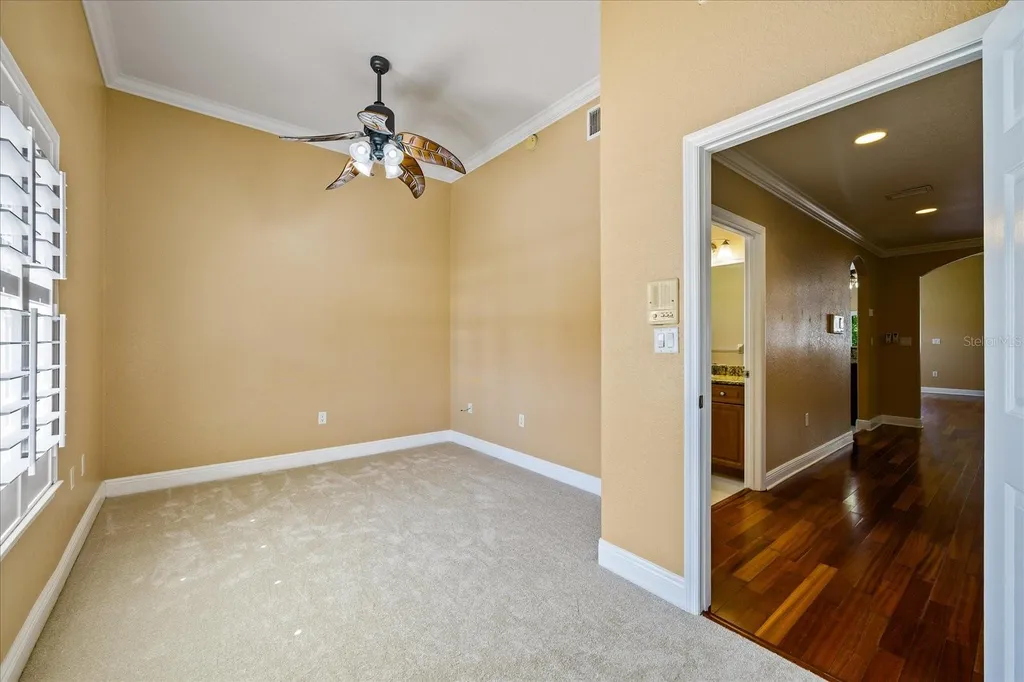 136 175th Avenue E Redington Shores FL 33708