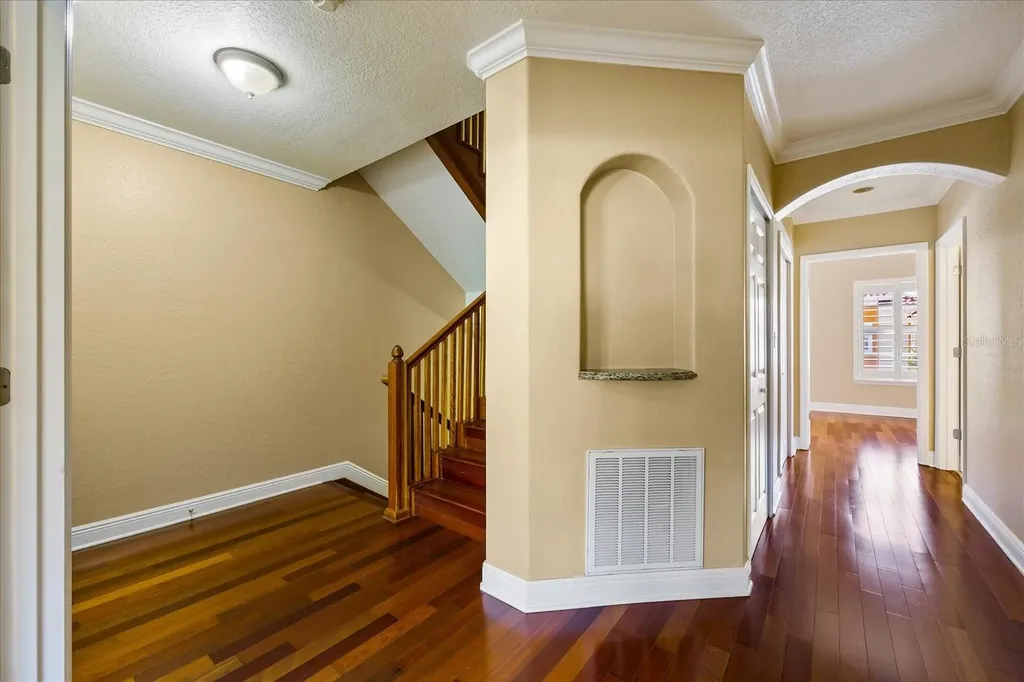 136 175th Avenue E Redington Shores FL 33708