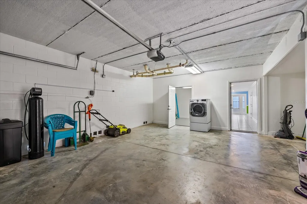 136 175th Avenue E Redington Shores FL 33708