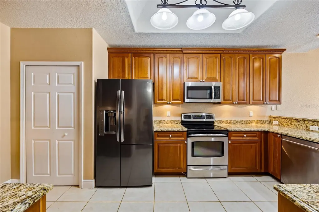 136 175th Avenue E Redington Shores FL 33708