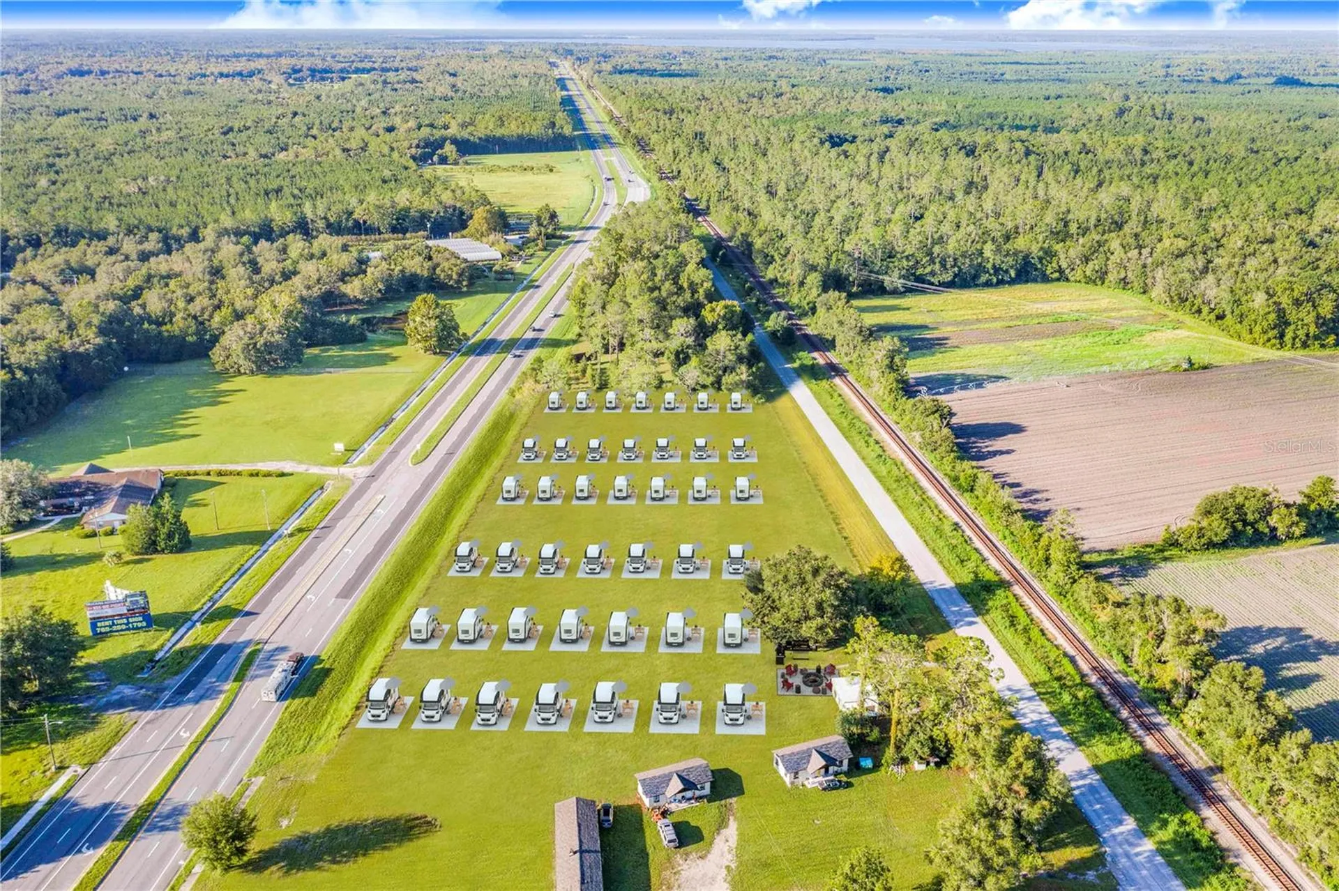 7904 SE Us Highway 301 Hawthorne FL 32640