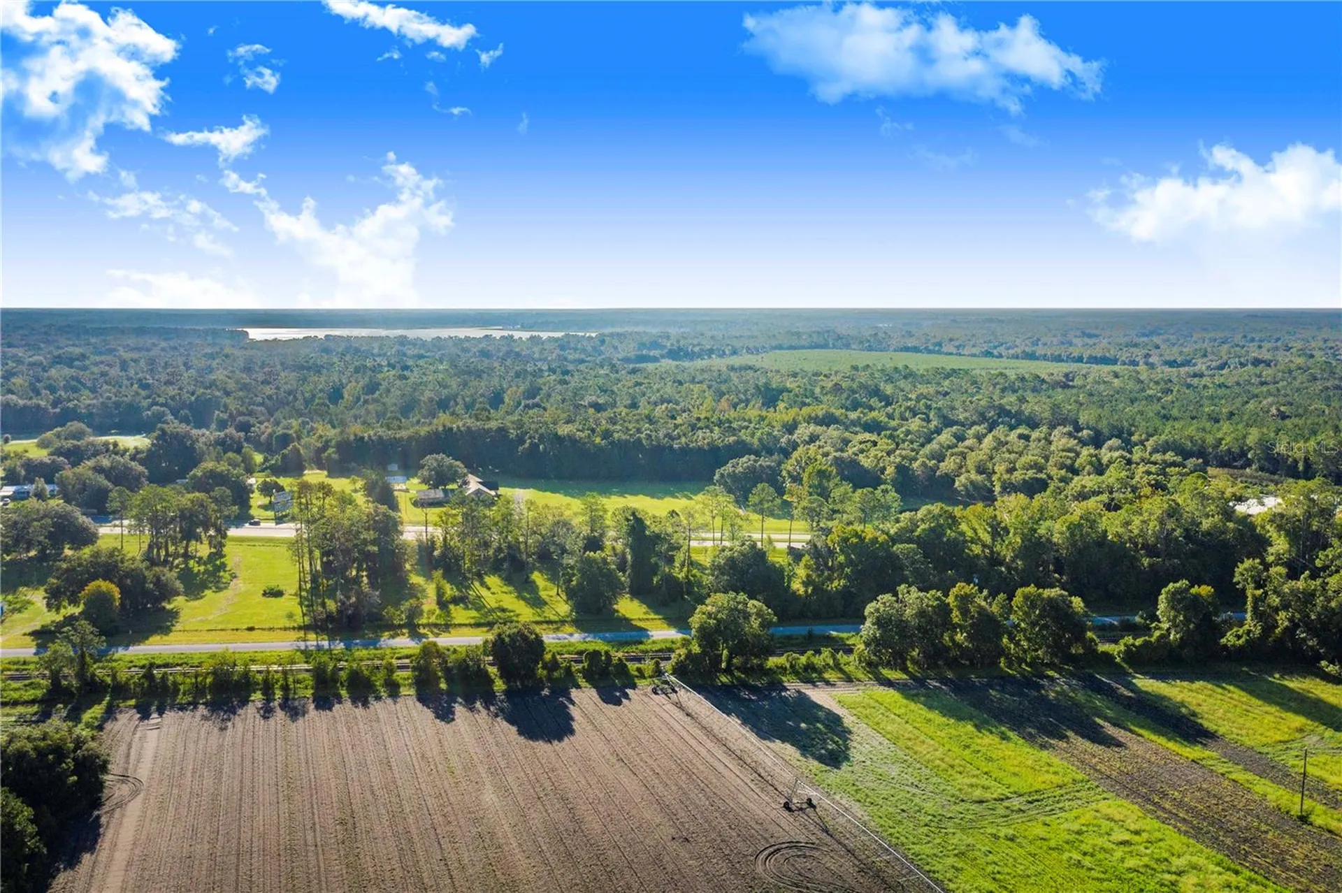 7904 SE Us Highway 301 Hawthorne FL 32640