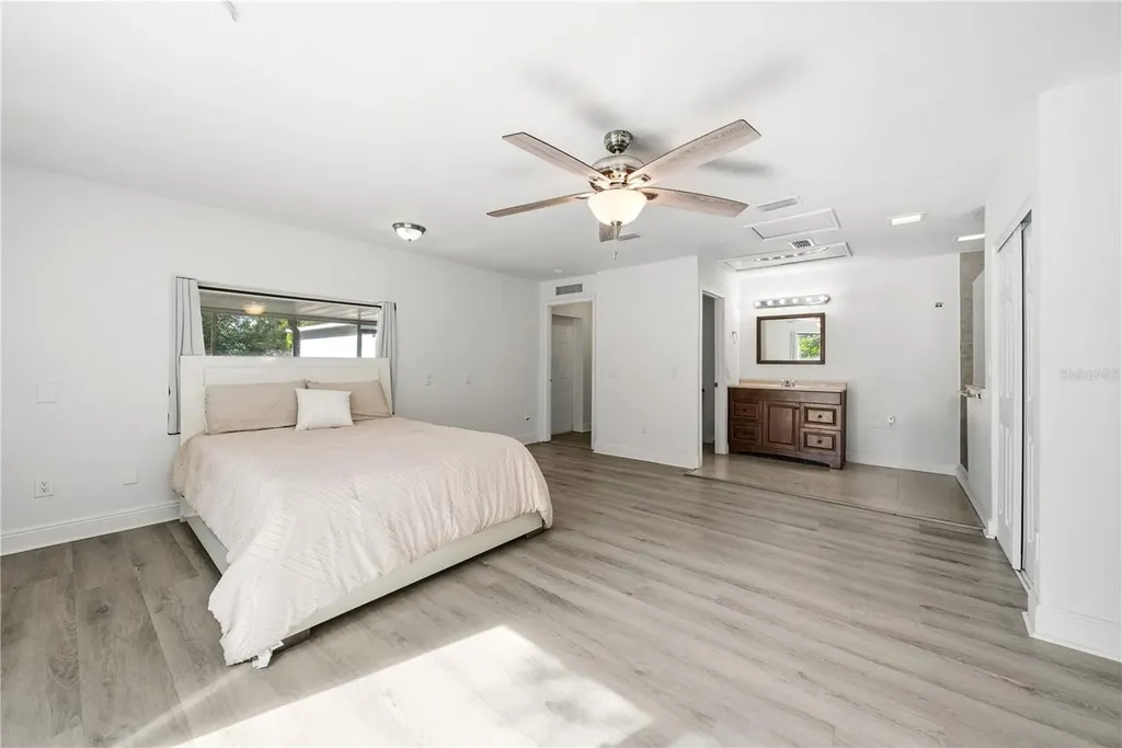 4988 Clarcona Ocoee Road Orlando FL 32810