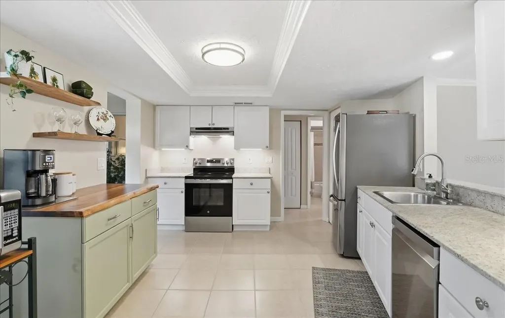 3908 Center Gate Circle Sarasota FL 34233