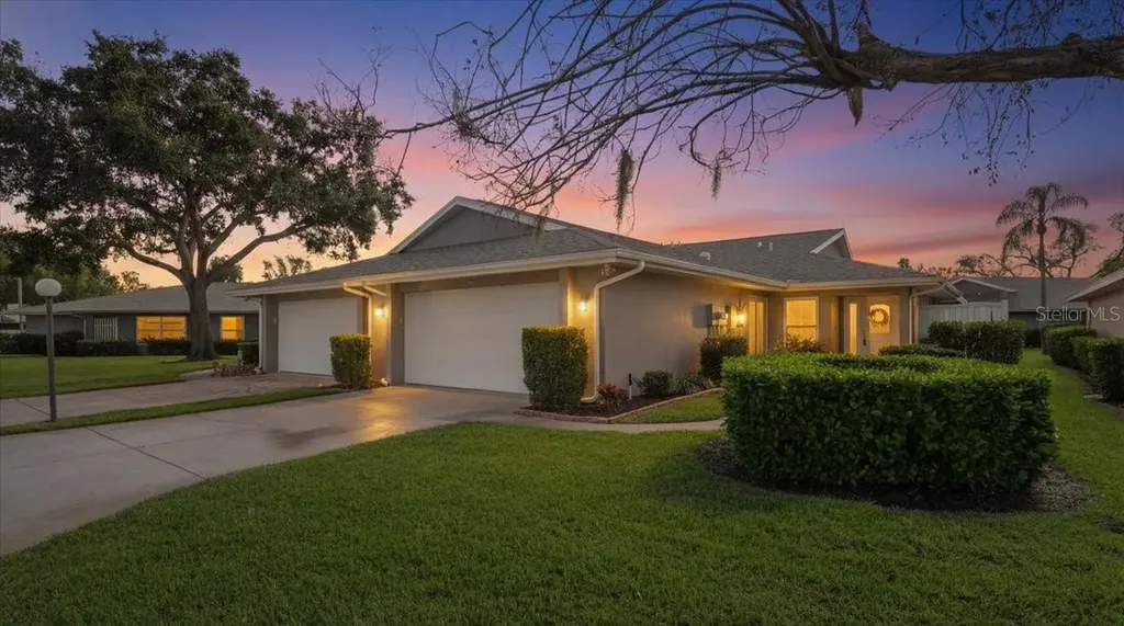 3908 Center Gate Circle Sarasota FL 34233