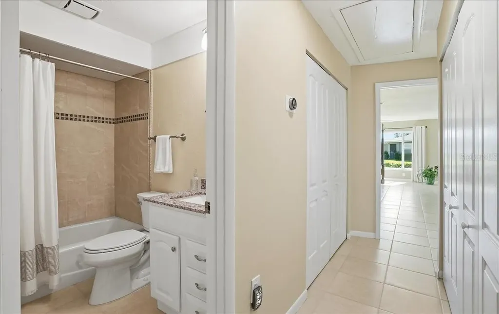 3908 Center Gate Circle Sarasota FL 34233