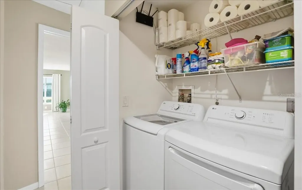 3908 Center Gate Circle Sarasota FL 34233
