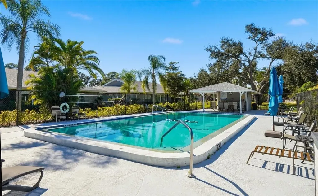 3908 Center Gate Circle Sarasota FL 34233