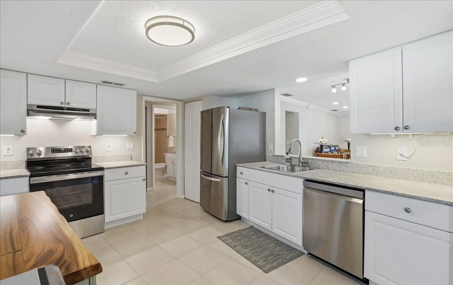 3908 Center Gate Circle Sarasota FL 34233