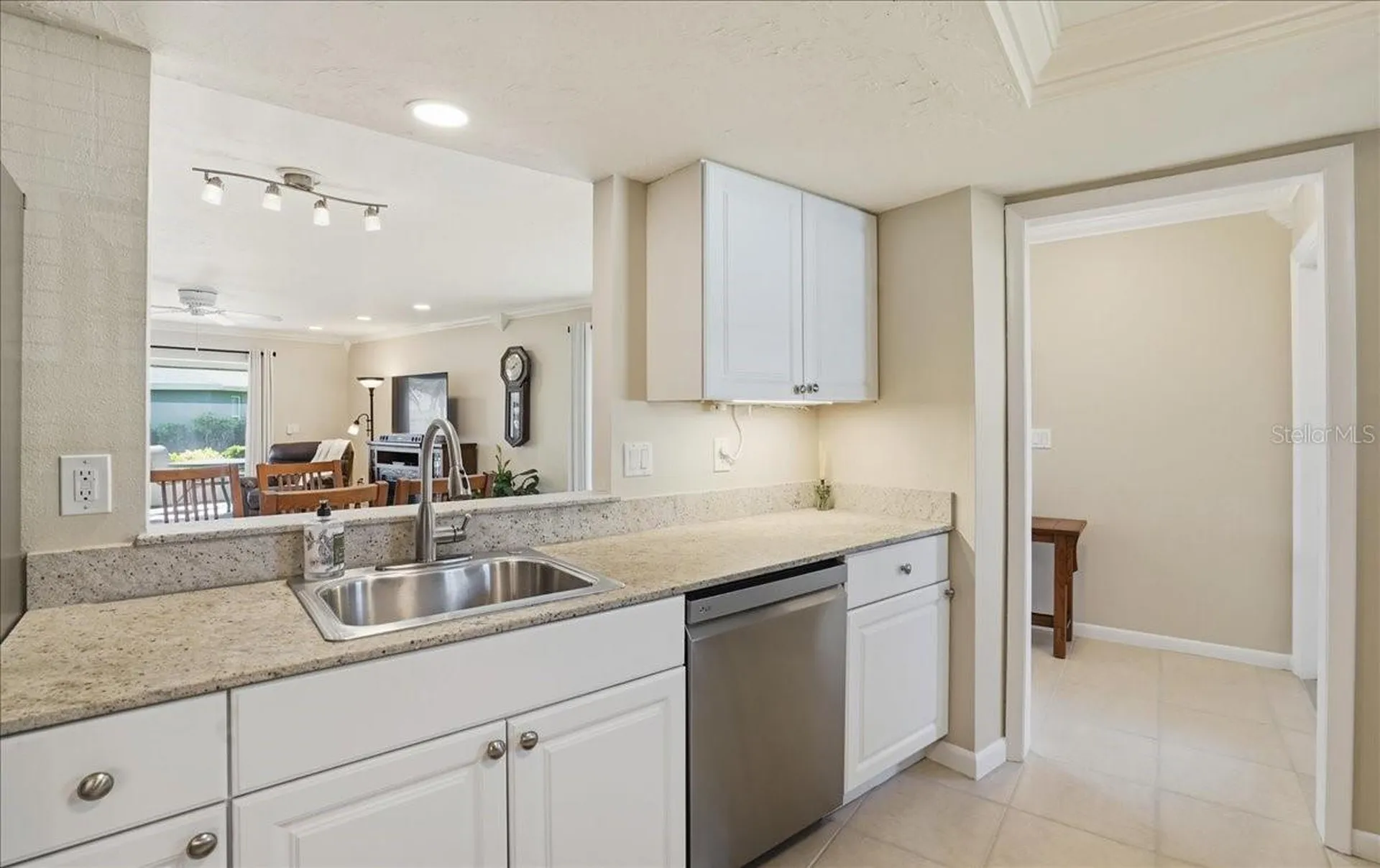 3908 Center Gate Circle Sarasota FL 34233