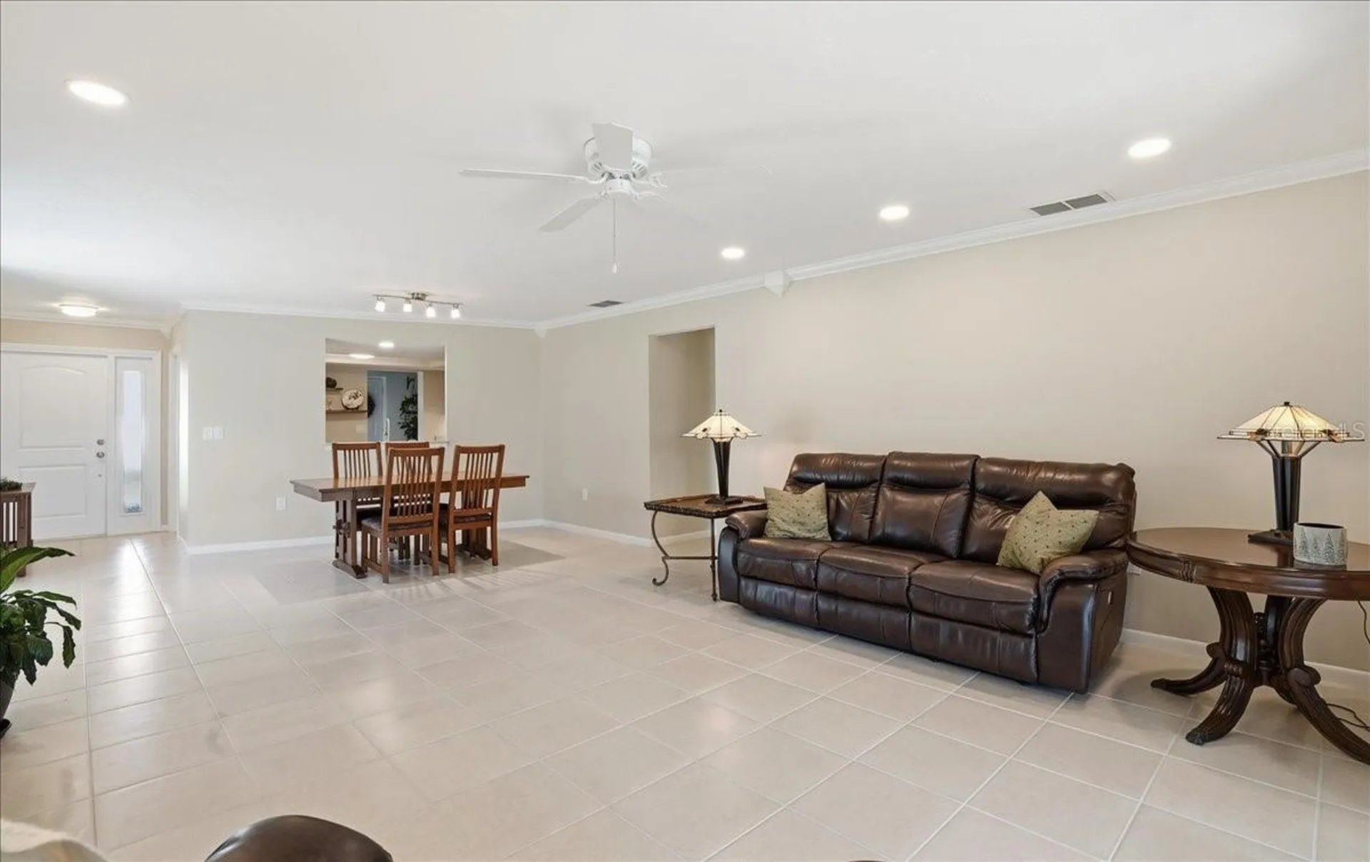 3908 Center Gate Circle Sarasota FL 34233