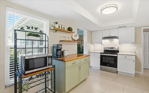 3908 Center Gate Circle Sarasota FL 34233