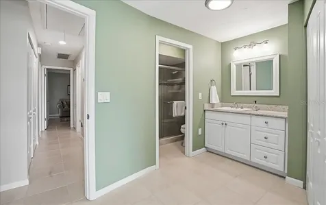 3908 Center Gate Circle Sarasota FL 34233
